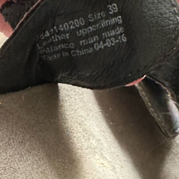 Dansko size 39. Grey metallic - Picture 3 of 3